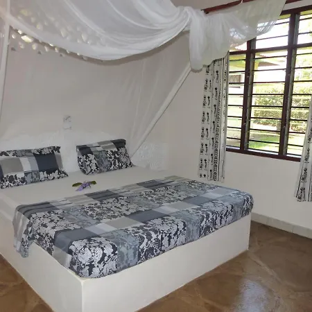 Safina Cottages Playa de Diani Exterior foto